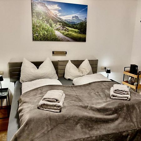 Lechtaler Alpenblick Landeck - Privatzimmer & Ferienwohnung Exteriör bild