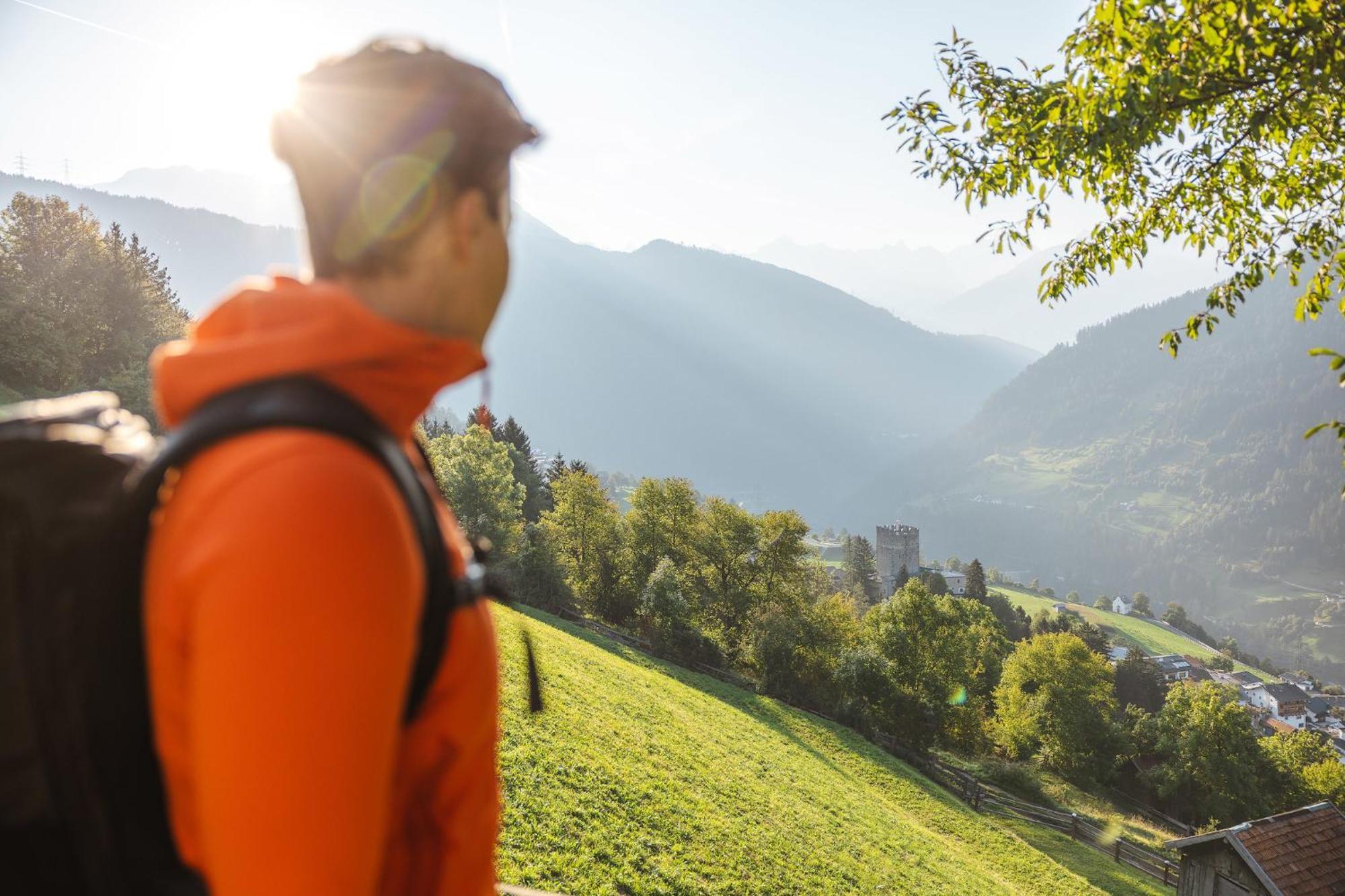 Lechtaler Alpenblick Landeck - Privatzimmer & Ferienwohnung Exteriör bild