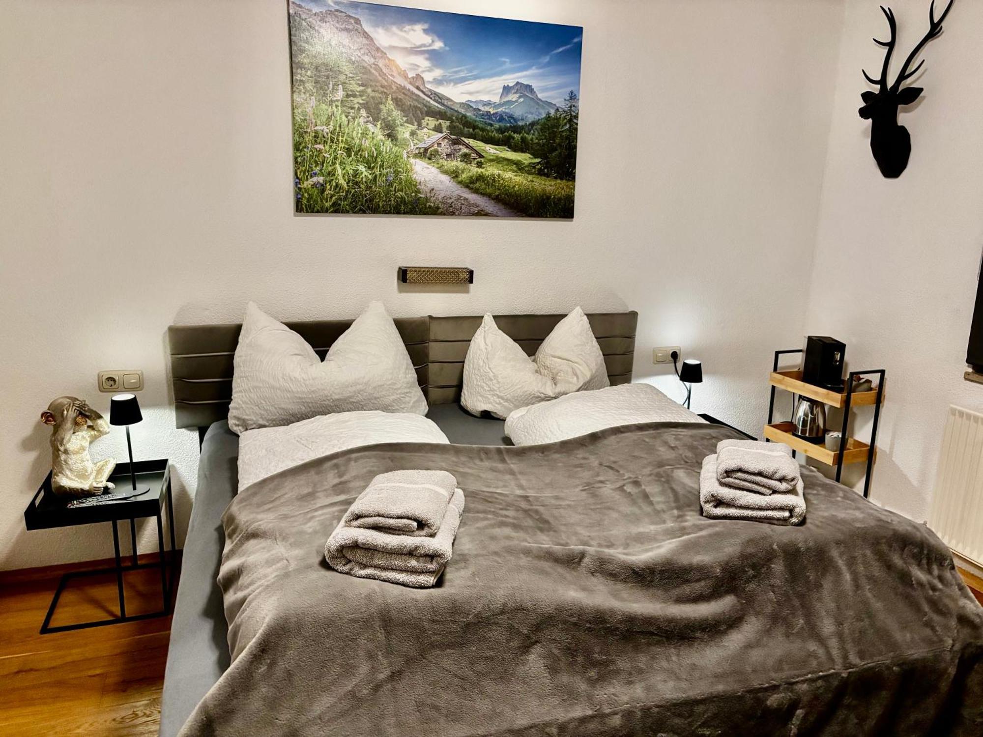Lechtaler Alpenblick Landeck - Privatzimmer & Ferienwohnung Exteriör bild
