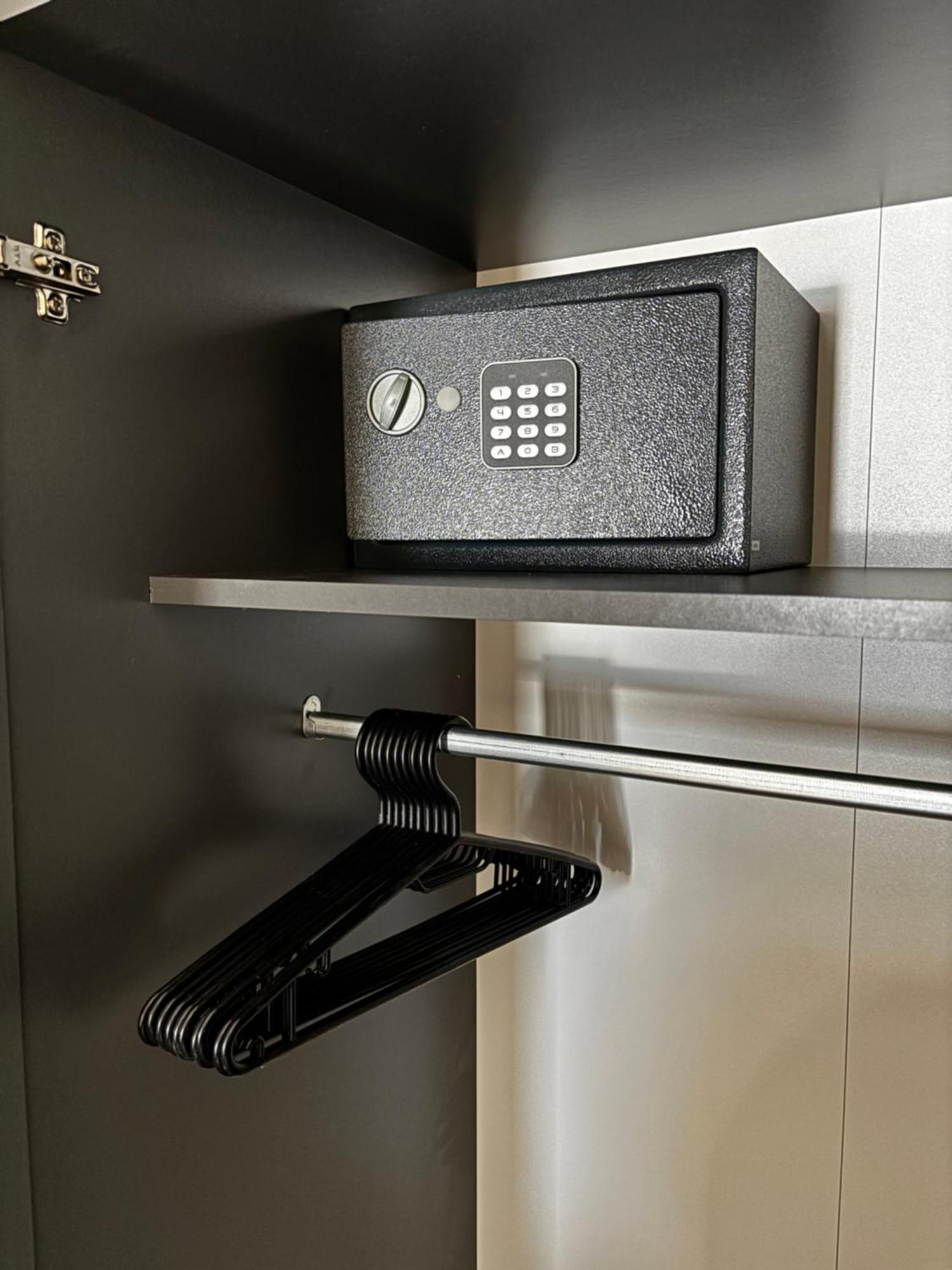 Lechtaler Alpenblick Landeck - Privatzimmer & Ferienwohnung Exteriör bild