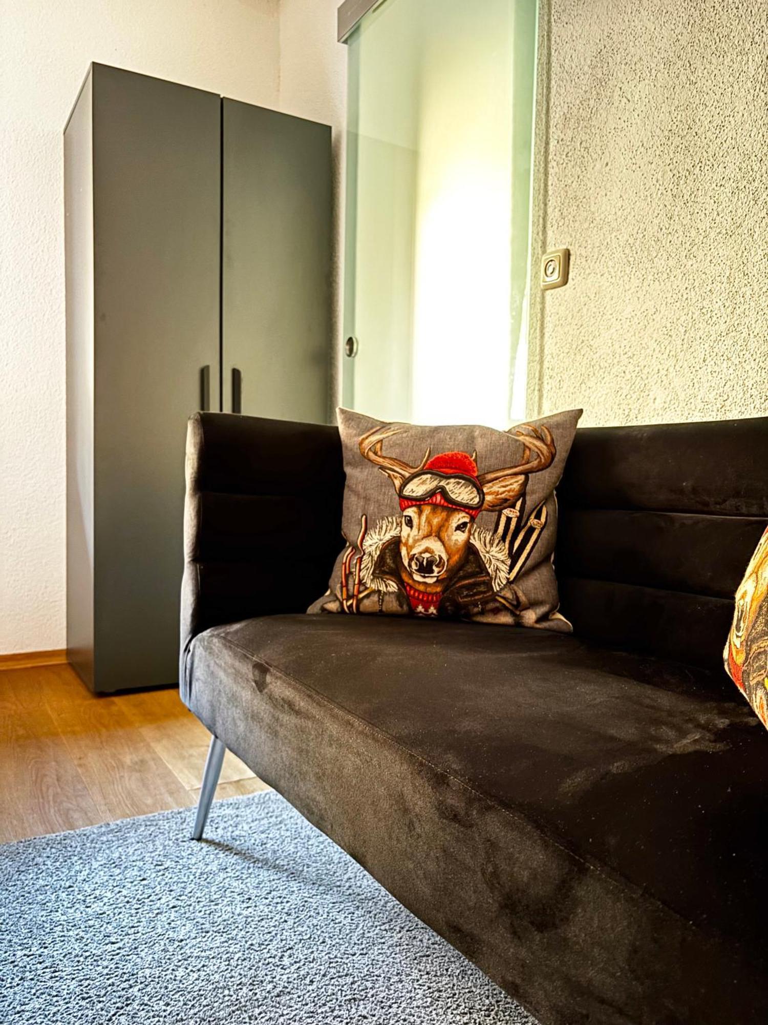 Lechtaler Alpenblick Landeck - Privatzimmer & Ferienwohnung Exteriör bild