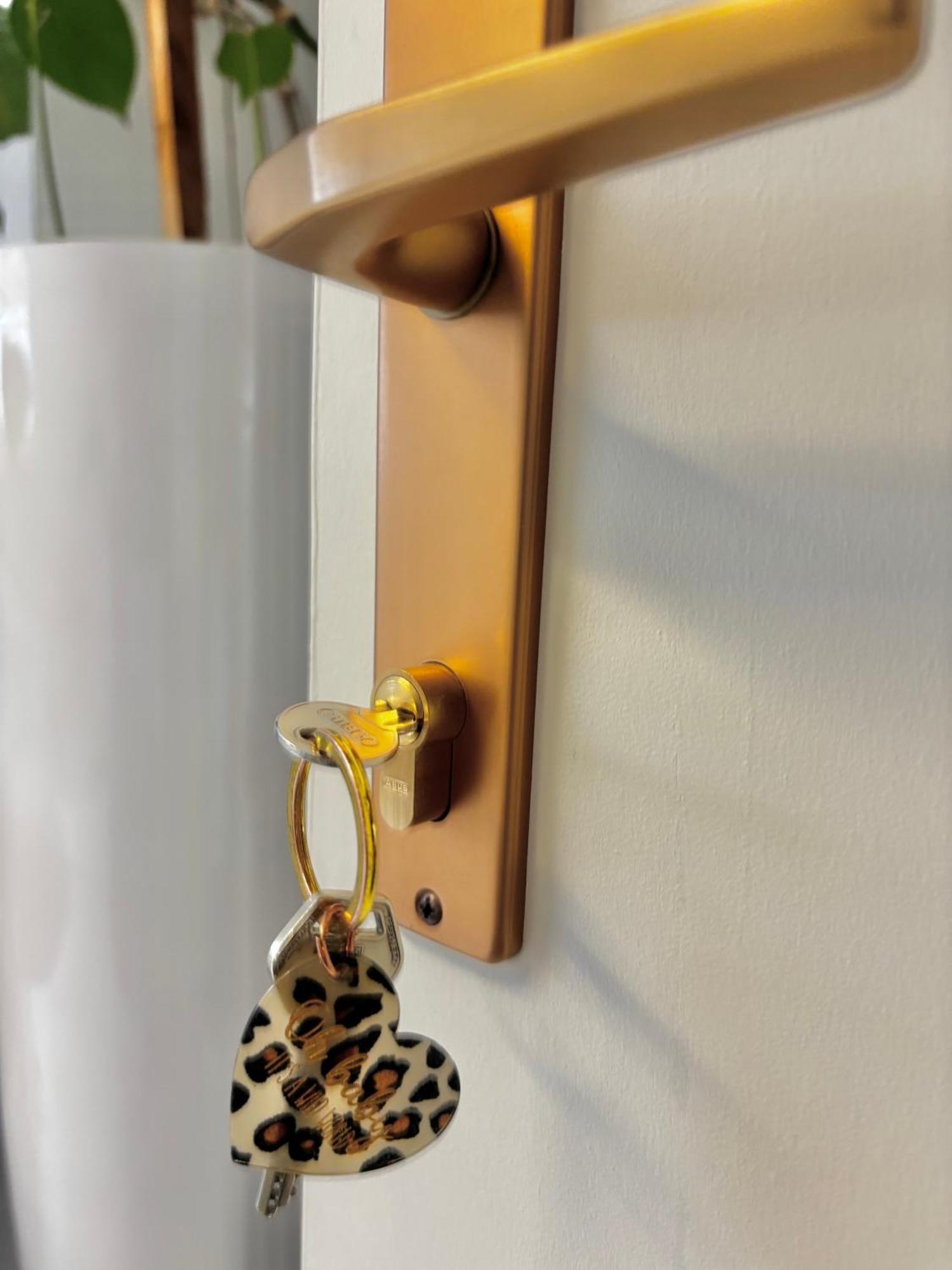 Lechtaler Alpenblick Landeck - Privatzimmer & Ferienwohnung Exteriör bild