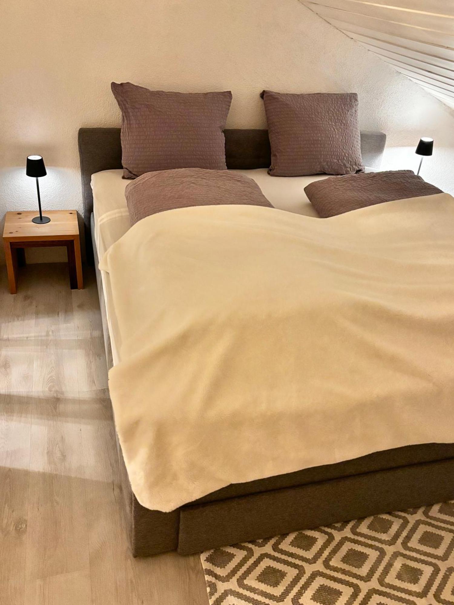 Lechtaler Alpenblick Landeck - Privatzimmer & Ferienwohnung Exteriör bild