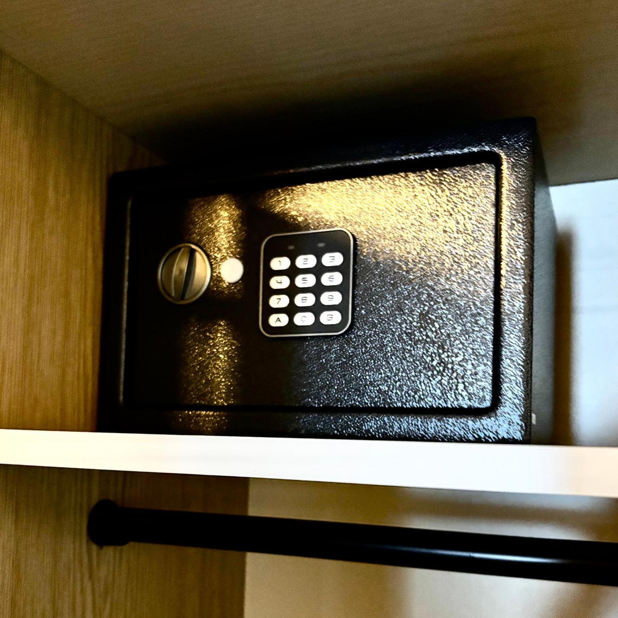 Lechtaler Alpenblick Landeck - Privatzimmer & Ferienwohnung Exteriör bild