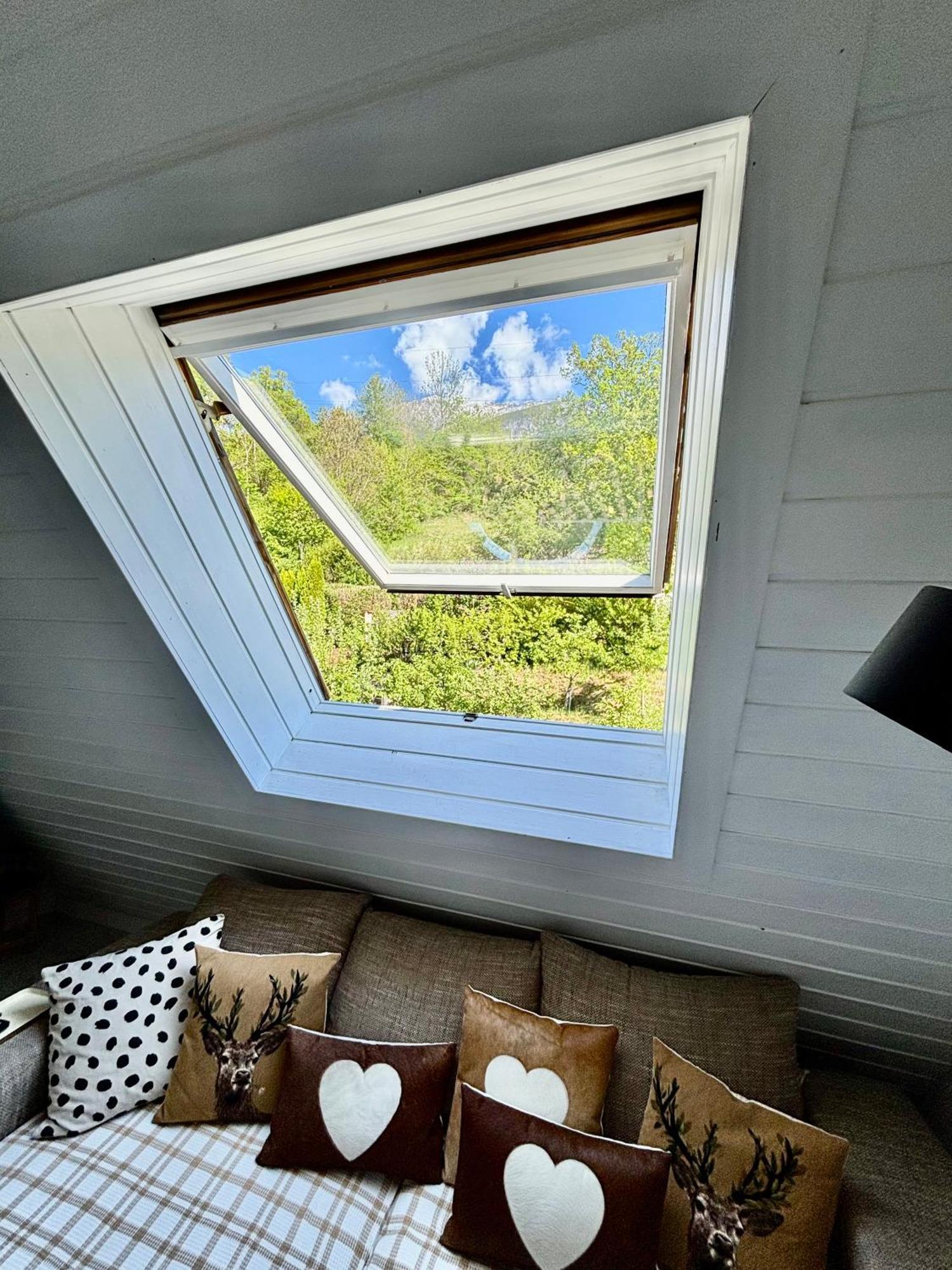 Lechtaler Alpenblick Landeck - Privatzimmer & Ferienwohnung Exteriör bild