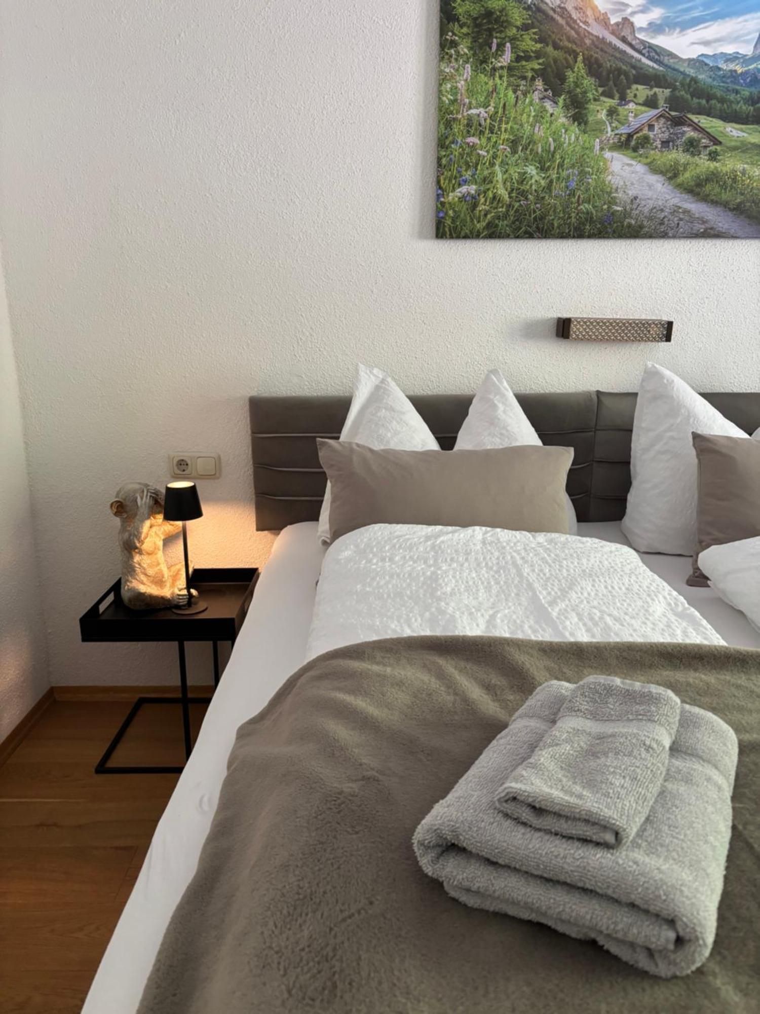 Lechtaler Alpenblick Landeck - Privatzimmer & Ferienwohnung Exteriör bild